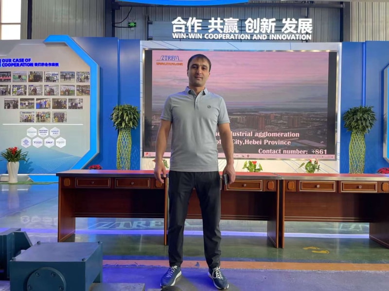 熱烈歡迎哈薩克斯坦國(guó)外客戶來訪中拓冷彎，共創(chuàng)輝煌新篇章