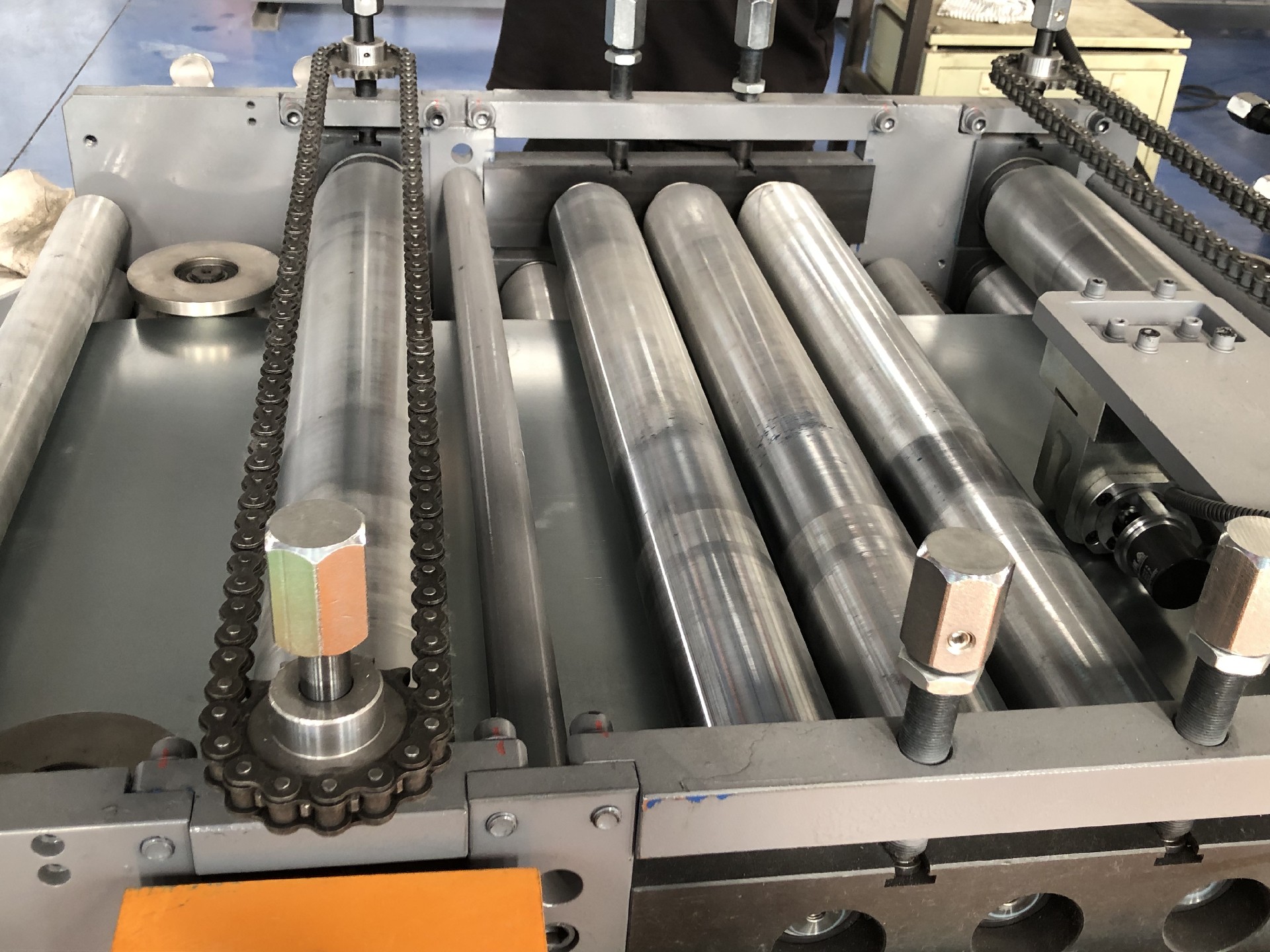 cz型鋼校平機(jī)