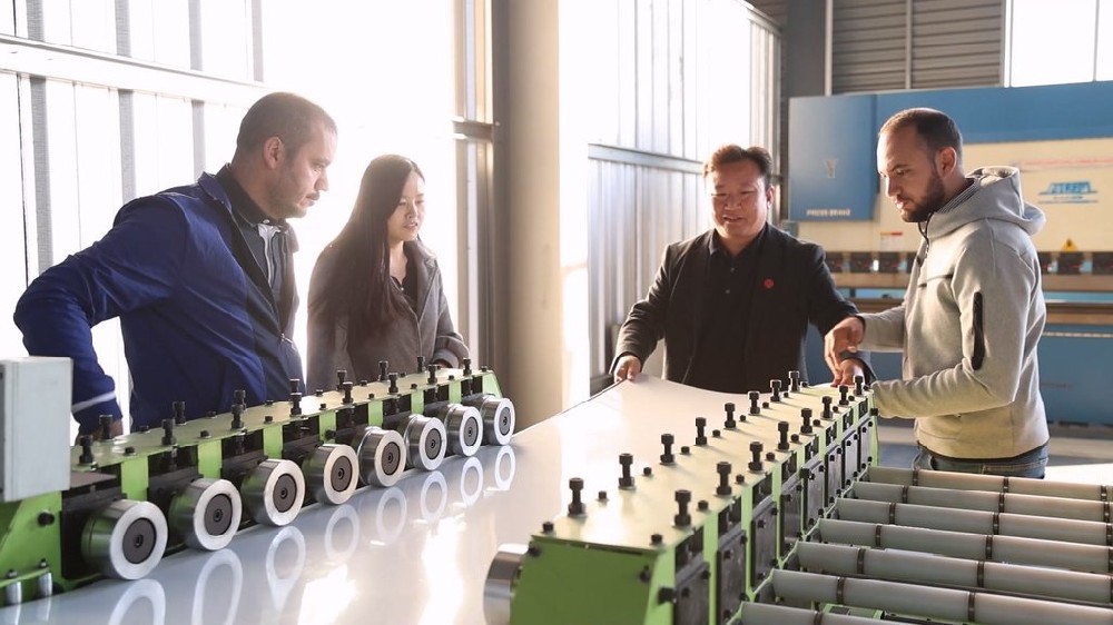 堅(jiān)定信心 勇挑大梁·產(chǎn)業(yè)新亮點(diǎn)丨跨境電商+產(chǎn)業(yè)帶，提速“河北造”出海